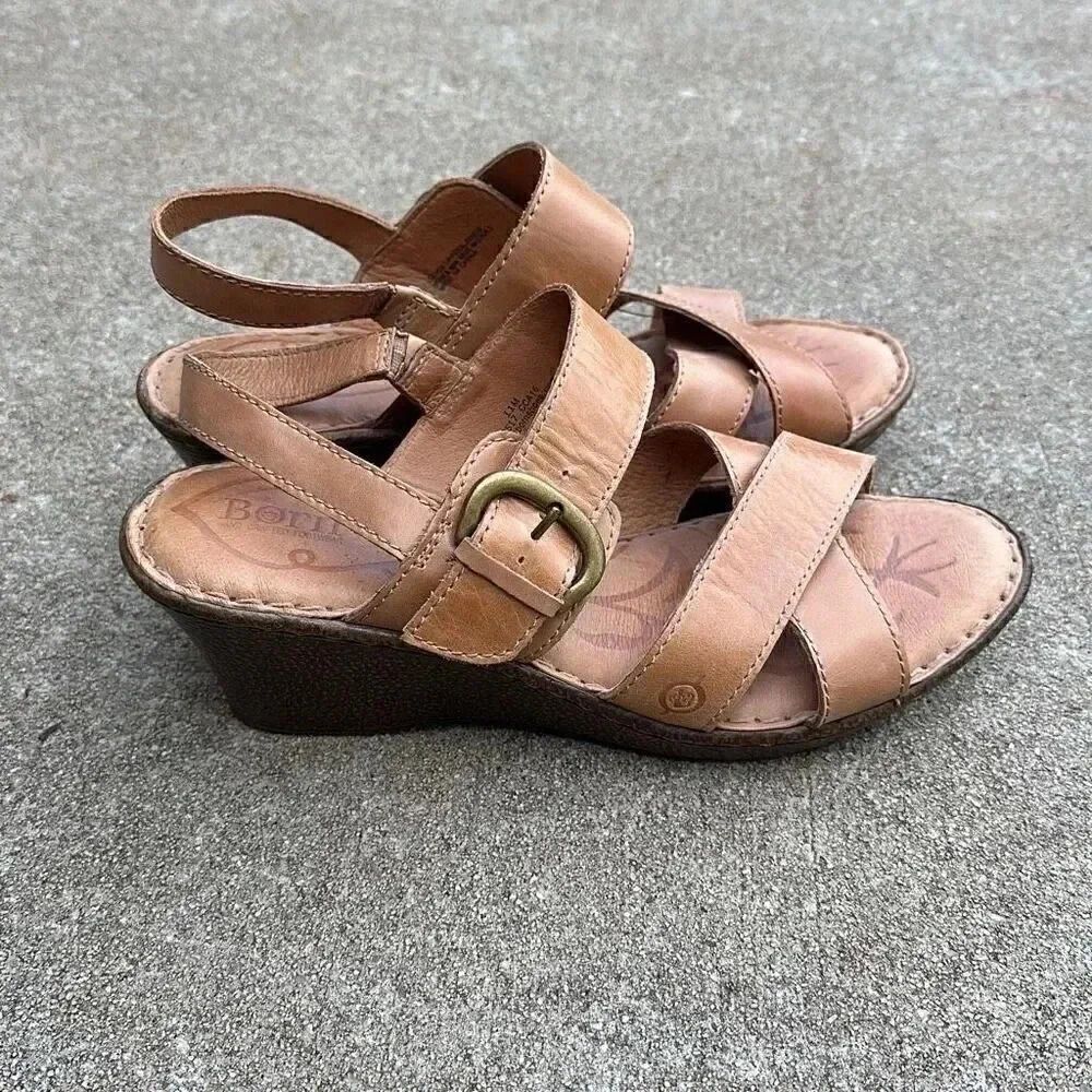 Born Leather Wedge Sandals Mirabella Tan Women’s Size 11